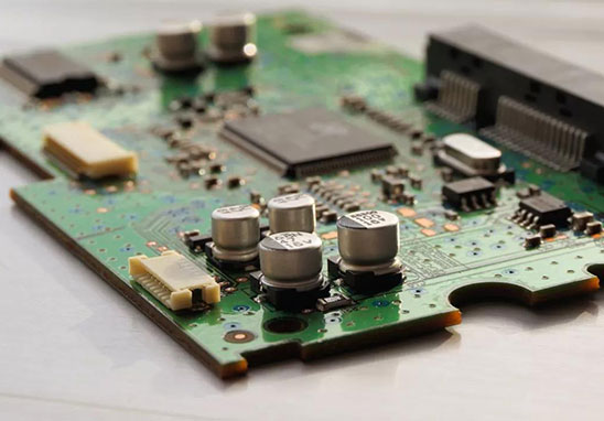 PCB制板工藝中的過孔塞油是什么意思？